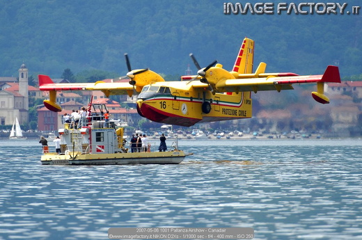 2007-05-06 1001 Pallanza Airshow - Canadair